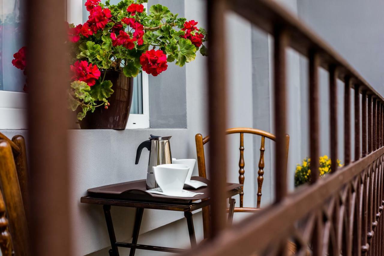 Family Apartments In Lviv Center With Balcony Szoba fotó